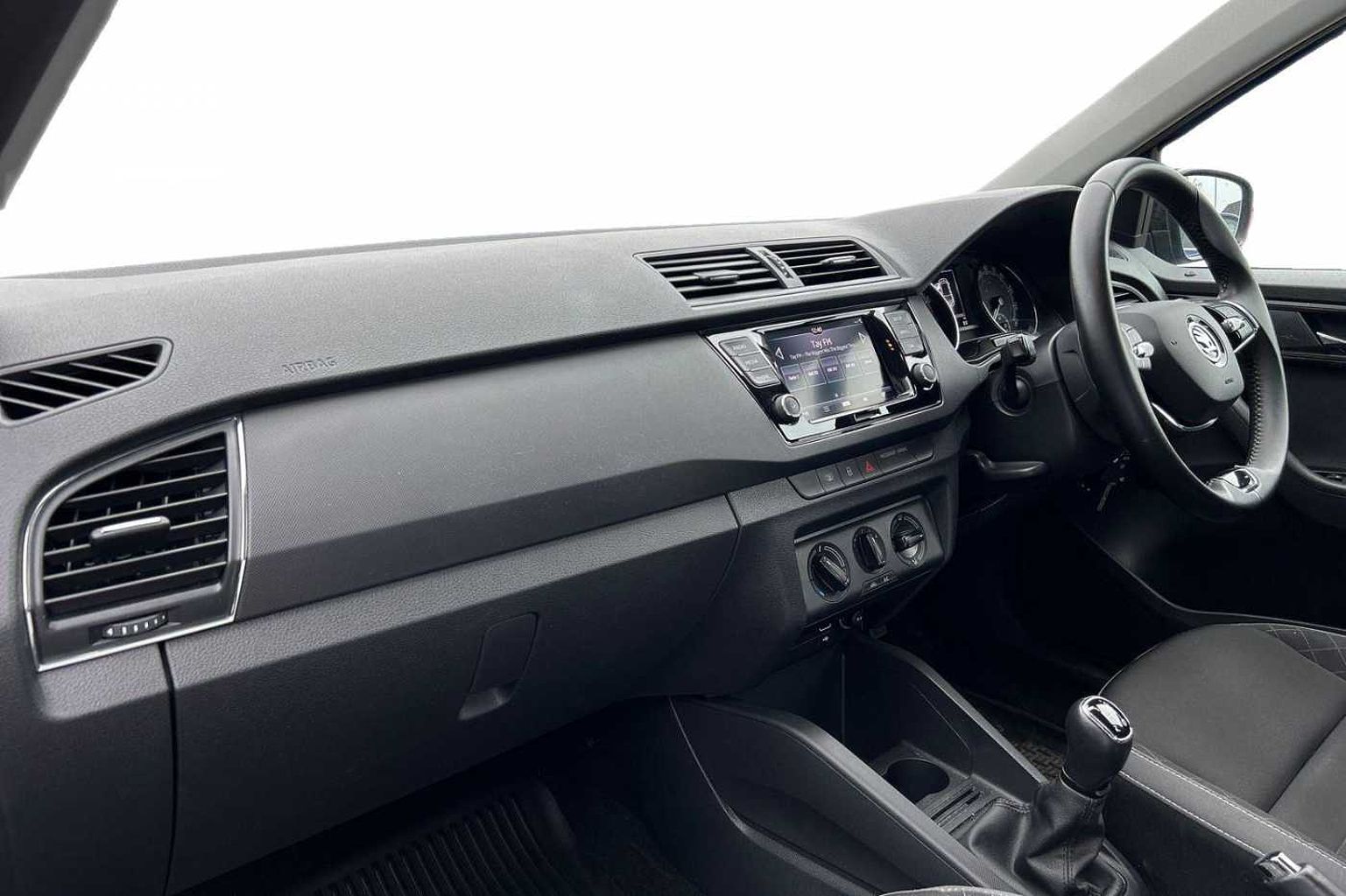 SKODA Fabia 1.0 MPI (60ps) Colour Edition 5-Dr Hatchback